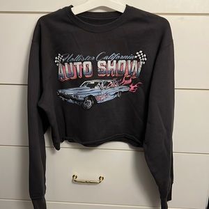 Hollister sweatshirt. Like new. Size x small.